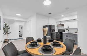 Modern 2 Bdrm Near NYC American Dream Mall