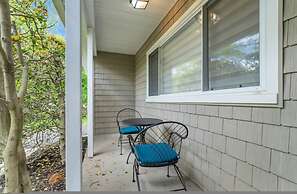 Spring Stay With BBQ Patio hot tub and Calm Vibes