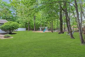 Family Retreat W Playground Near Hiking Trails