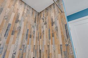 Family Retreat W Playground Near Hiking Trails