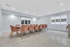 Family Retreat W Playground Near Hiking Trails