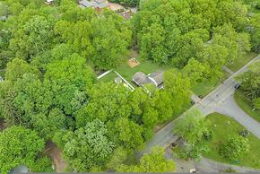 Family Retreat W Playground Near Hiking Trails