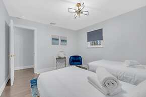 Family Retreat W Playground Near Hiking Trails