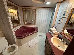 Catskills Spring 40 Acre Land With Forest Trails