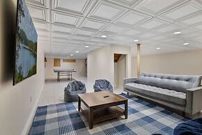 Elegant Spring Stay on Peaceful Retreat