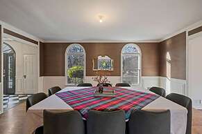 Elegant Spring Stay on Peaceful Retreat