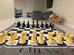 Elegant Spring Stay on Peaceful Retreat