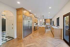 Elegant Spring Stay on Peaceful Retreat