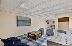 Elegant Spring Stay on Peaceful Retreat