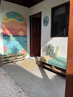 The Cafecito Surf School & Guesthouse