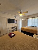 STAY INN BOUTIQUE HOTEL