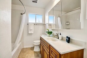 @ Marbella Lane - Stylish Cozy4br in Siliconvalley