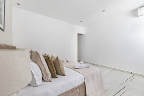 Appartement de 3 pieces a Birkhadem