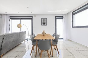 Appartement de 3 pieces a Birkhadem