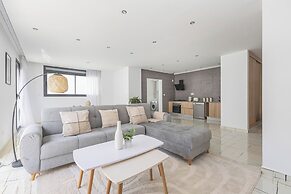 Appartement de 3 pieces a Birkhadem