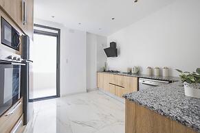 Appartement de 3 pieces a Birkhadem