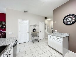 Krista s Tropical Escape Resort Stay Near Disney