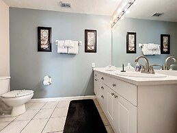 Krista s Tropical Escape Resort Stay Near Disney