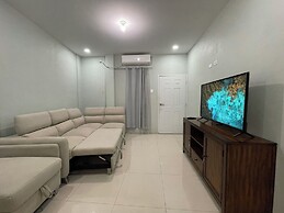 El Carmen Apartments
