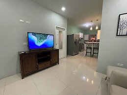 El Carmen Apartments