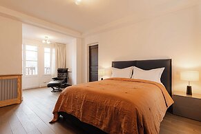 Spacious House - AC- 5br-12p- Deauville