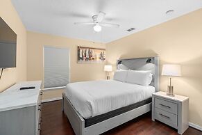 Legacy Park Villa 5BR Pool Near Disney