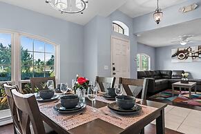 Legacy Park Villa 5BR Pool Near Disney