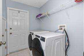 Legacy Park Villa 5BR Pool Near Disney