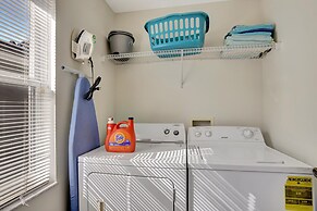 Luxury Pool Home 3 Miles From Disney More