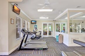 Luxury Pool Home 3 Miles From Disney More