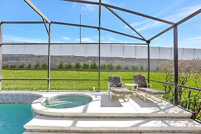 Luxury Pool Home 3 Miles From Disney More