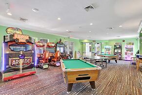 Luxury Pool Home 3 Miles From Disney More