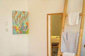 lilium rooms
