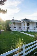 lilium rooms