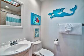 Green Reef #8- Beachy Keen