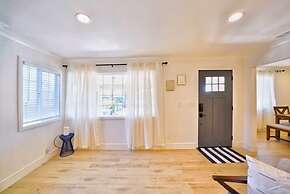 @ Marbella Lane - Vibrant 4BR RWC Ldry + P