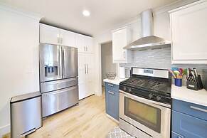 @ Marbella Lane - Vibrant 4BR RWC Ldry + P