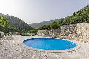 Rustical Resort Kokorići With Shared Outdoor Swimming Pool