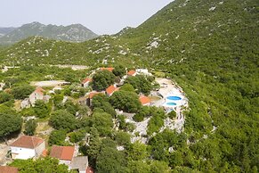 Rustical Resort Kokorići With Shared Outdoor Swimming Pool