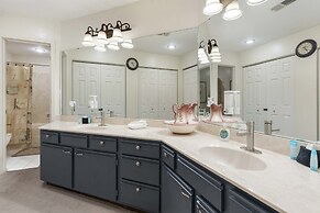 The Cozy Retreat Stay for 10!