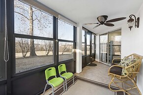 The Cozy Retreat Stay for 10!