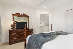 The Cozy Retreat Stay for 10!