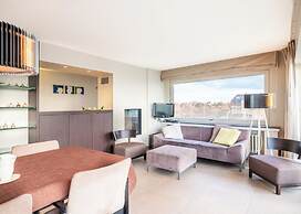 Apartment in Oostduinkerke With Sea View