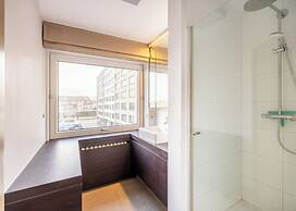 Apartment in Oostduinkerke With Sea View