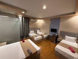 Cairo Plaza Prime Hotel