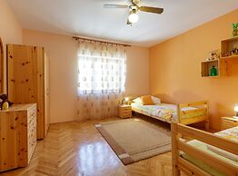 Holiday Home Large Terrace