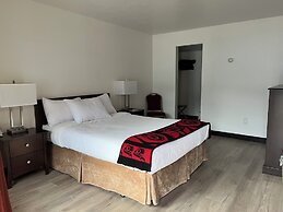 The Driftwood Lodge