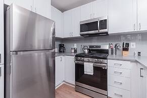 VA - Avalon - Apt 302