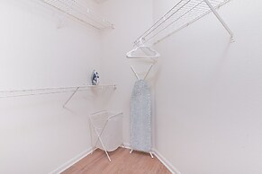 VA - Avalon - Apt 302