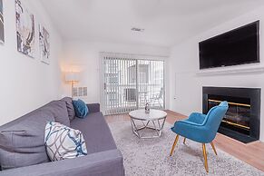 VA - Avalon - Apt 302